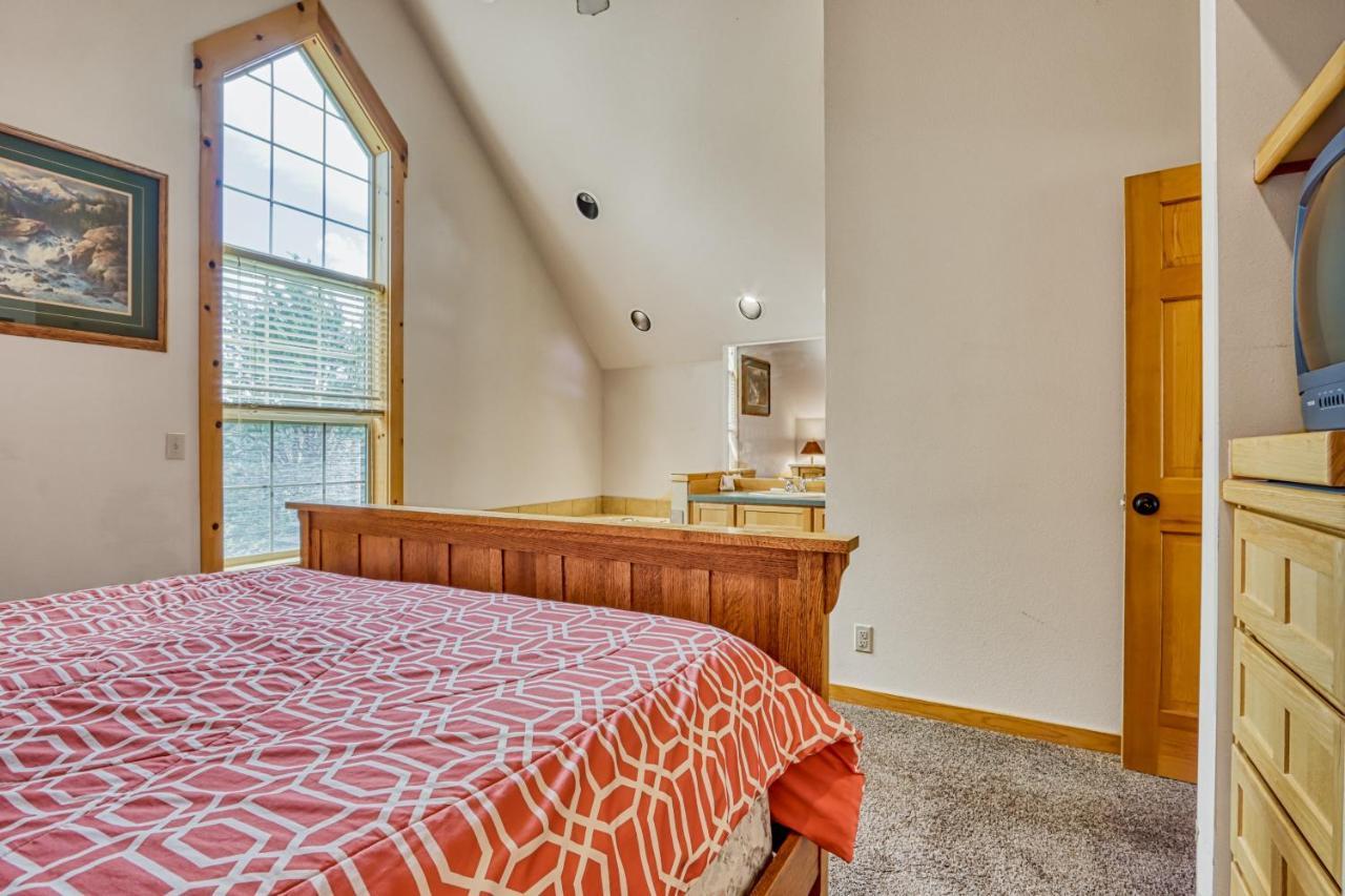 Eagle Crest Resort Cabin Редмонд Экстерьер фото