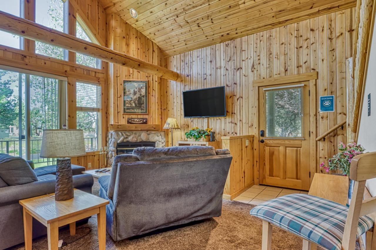 Eagle Crest Resort Cabin Редмонд Экстерьер фото