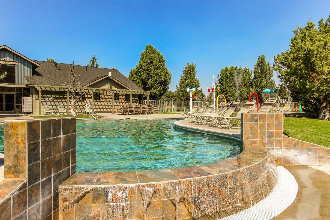 Eagle Crest Resort Cabin Редмонд Экстерьер фото