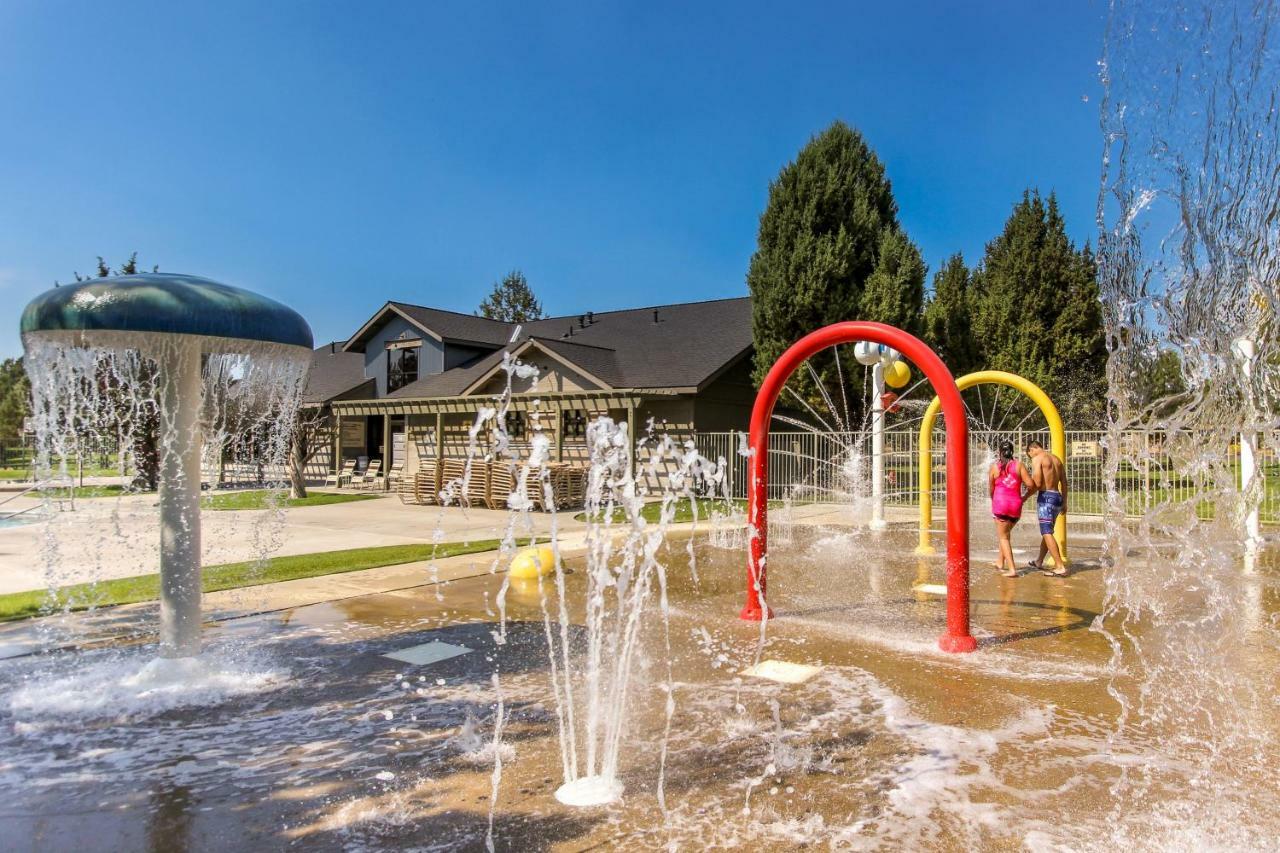 Eagle Crest Resort Cabin Редмонд Экстерьер фото